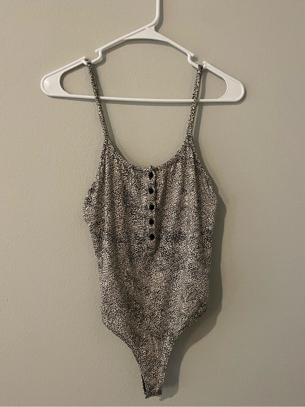 AMUSE SOCIETY BODYSUIT SZ M